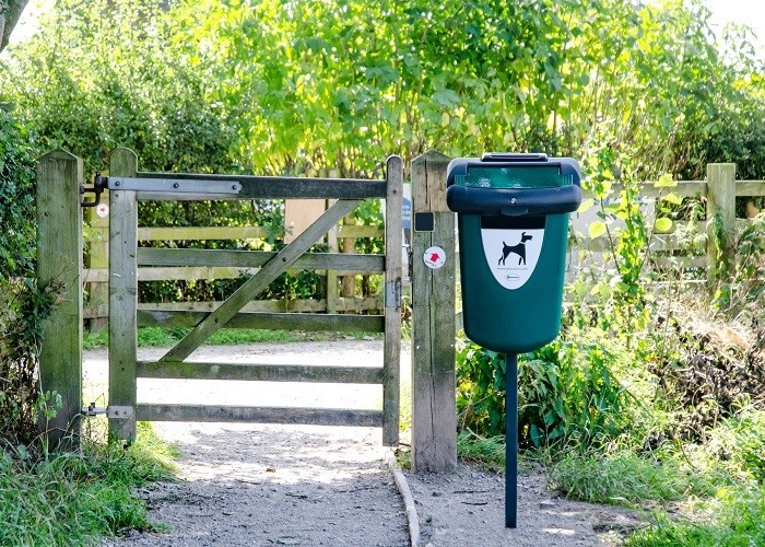 Dog Waste Bin Dubai | Urban Furnishing | Power Bear by German Distribution