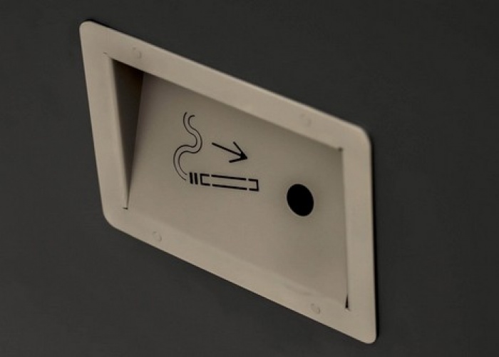 Smoking Bins Power Bear by German Distribution LLC